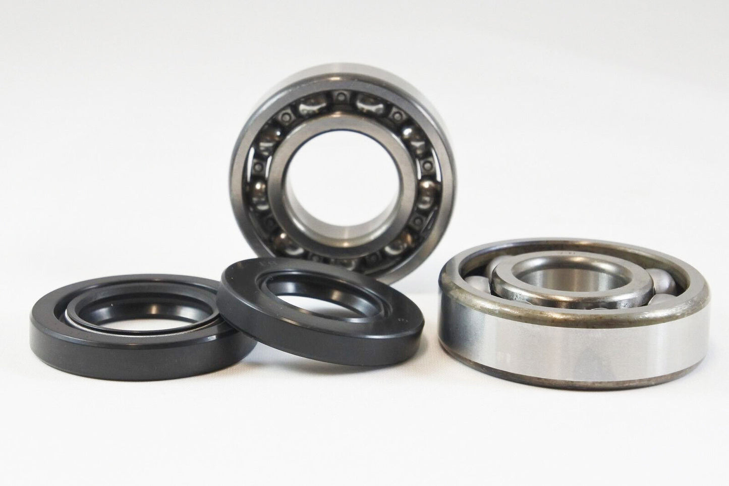 Suzuki RM 125 X 1981 Only Pair Japanese KOYO Crank Shaft Main Bearings & Seals