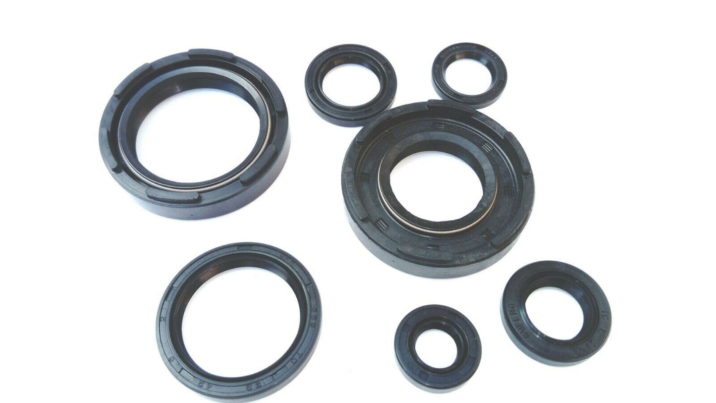 Yamaha IT 250 F G H J  ( 1979 1980 1981 1982 )  Full Engine Oil Seal Set Kit