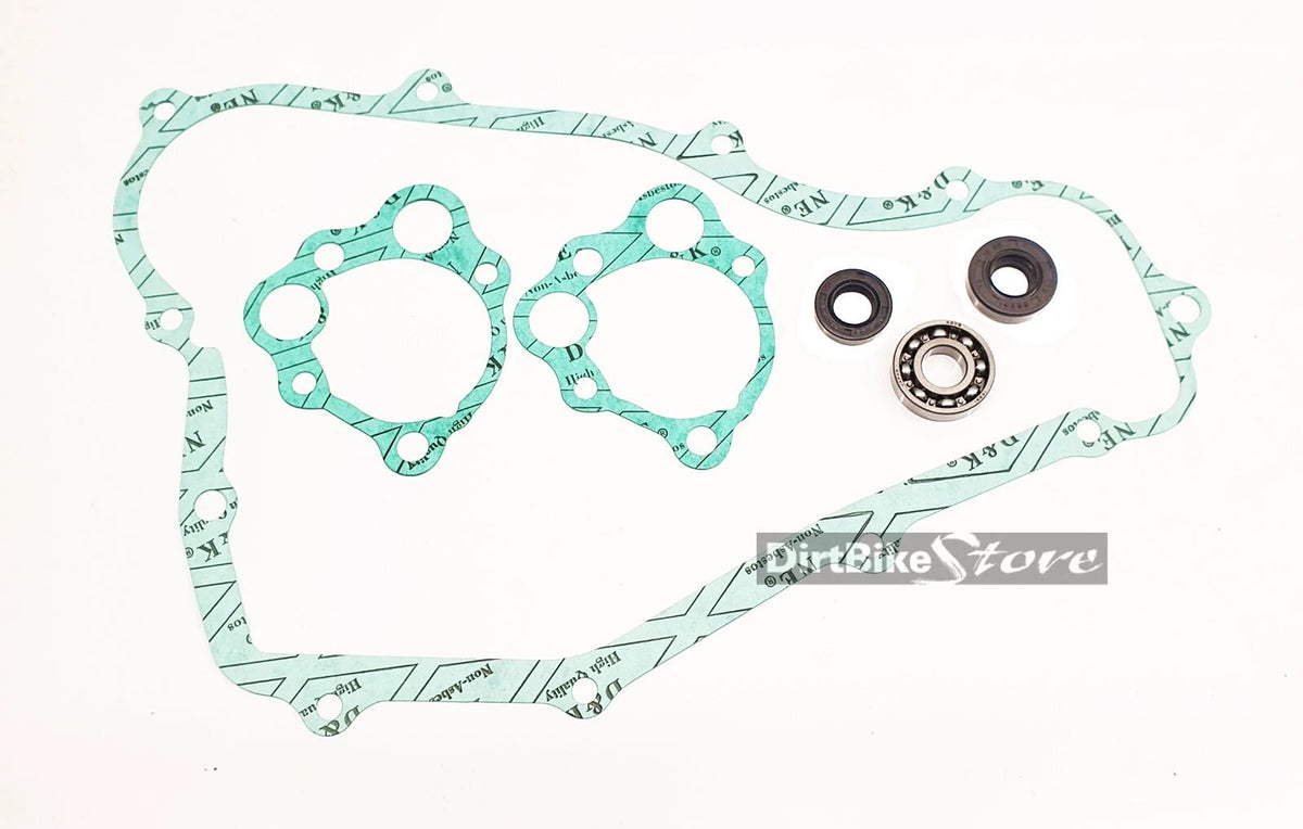 Honda CR 250 R ( 1985 1986 ) Right Crankcase Clutch Cover & Associated Parts NEW